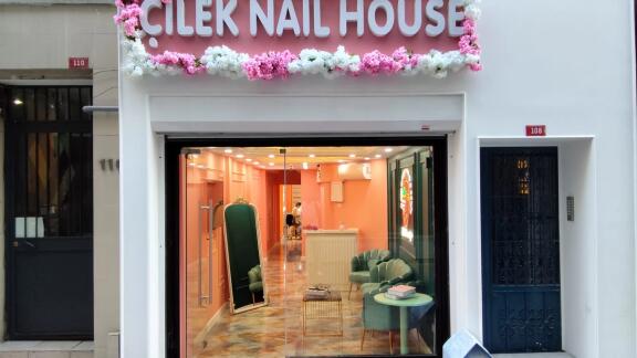 Çilek Nail House