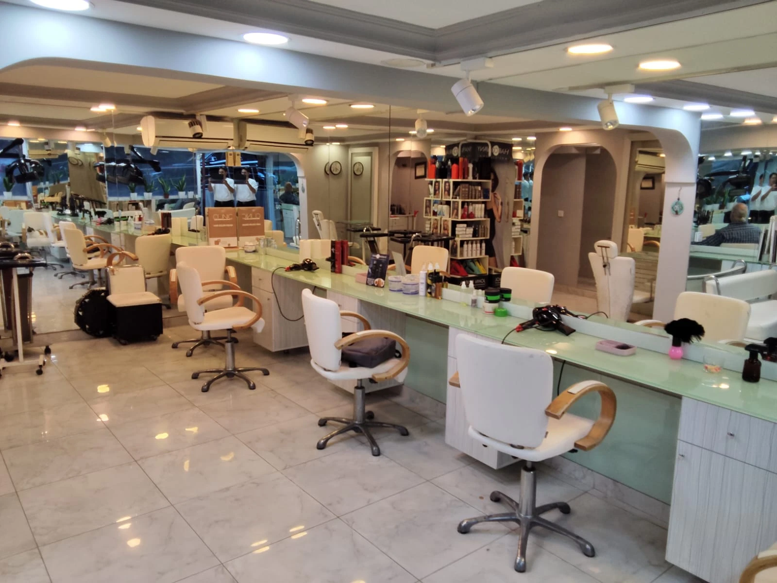 Salon galeri fotoğrafı