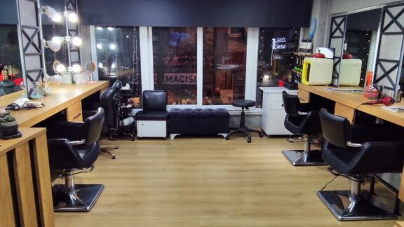 Efkan Elönü Hair Studio