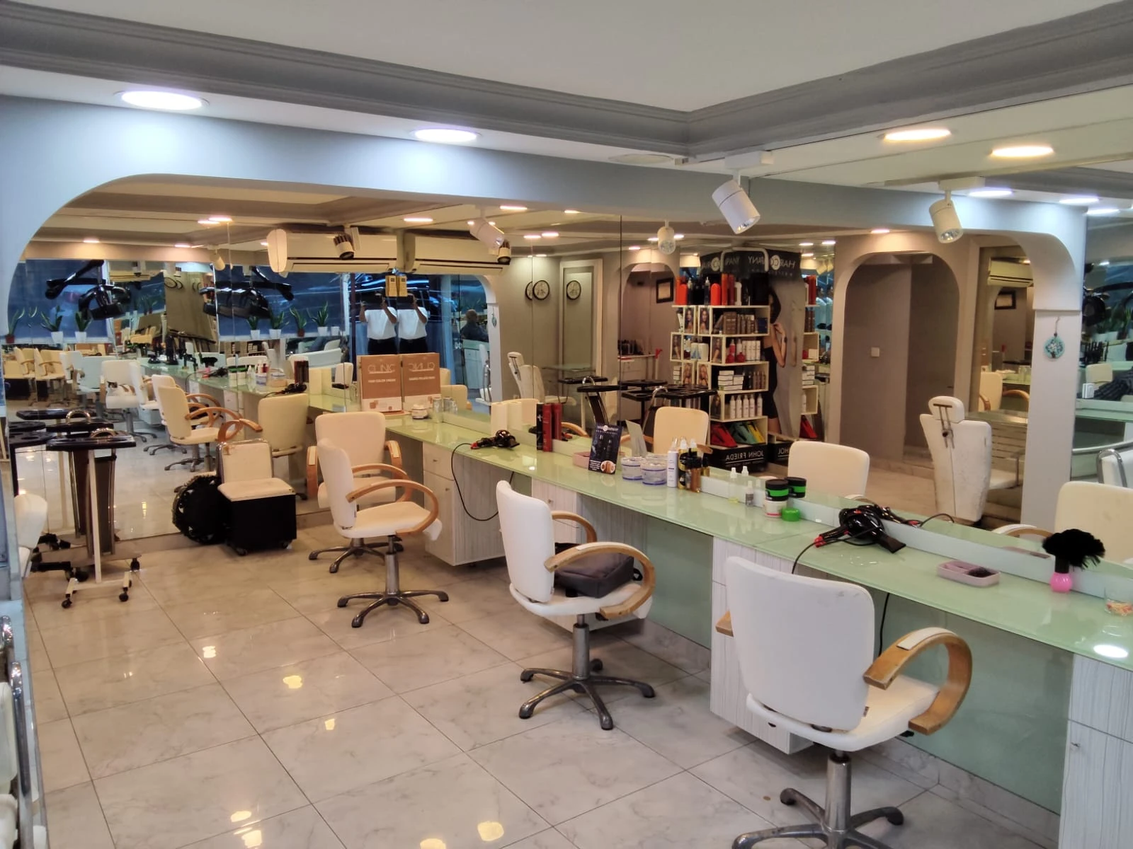 Salon galeri fotoğrafı