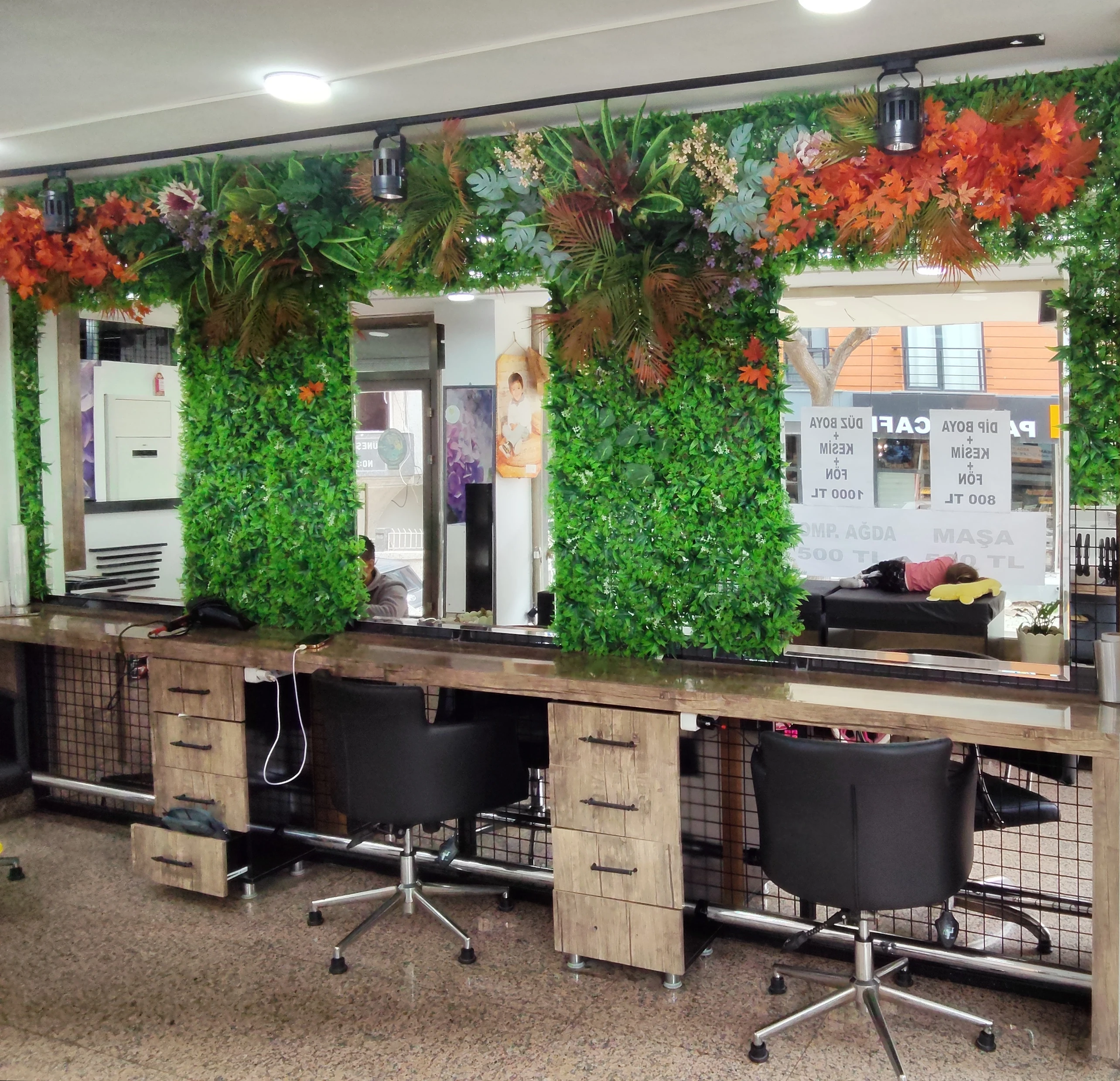 Ömer Türk Bayan Kuaförü