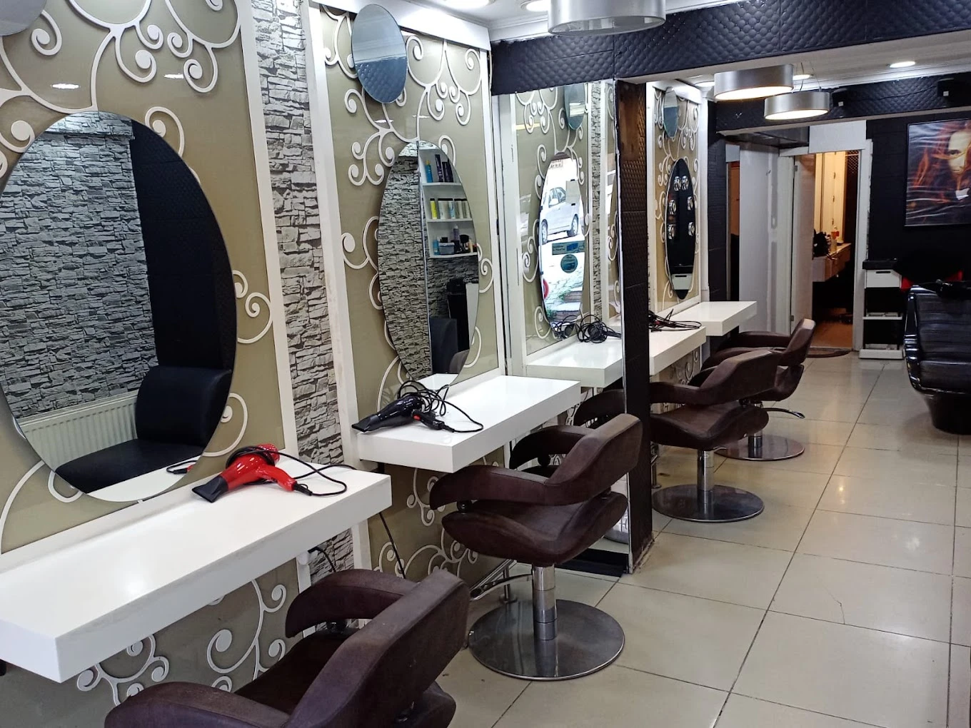 Salon No1